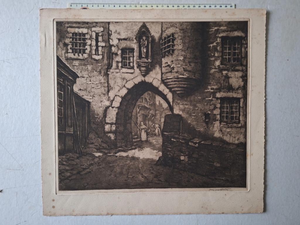 Ets Alfred Van Neste "Poort onder Mariabeeld", Antiek en Kunst, Kunst | Etsen en Gravures, Ophalen of Verzenden