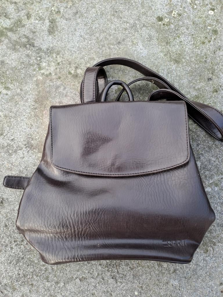 Handtas /rugzakje "esprit" donkerbruin, Handtassen en Accessoires, Tassen | Damestassen, Ophalen of Verzenden, Zo goed als nieuw