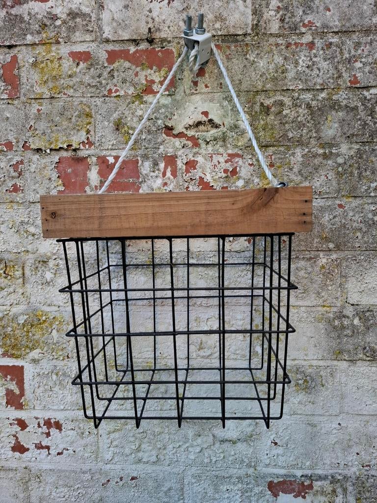 Metalen mandje met houten omranding, Tuin en Terras, Ophalen, Gebruikt