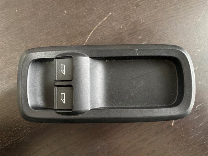 Elektrisch Raam Schakelaar van een Ford Fiesta, Ophalen of Verzenden, 3 maanden garantie, Gebruikt, Ford