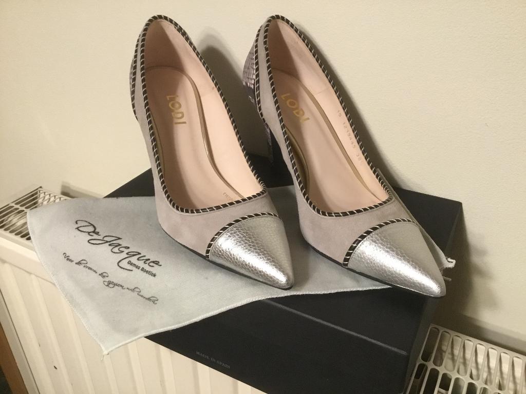 Damesschoen Lodi maat 38, Pumps, Overige kleuren, Nieuw, Ophalen of Verzenden