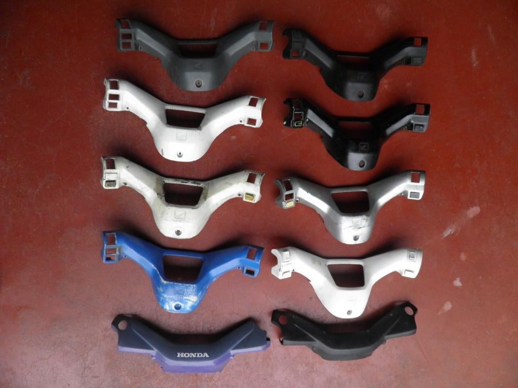 Voorste en achterste stuurkappen voor Honda Wallaroo., Enlèvement ou Envoi, Utilisé, Capot, Honda wallaroo