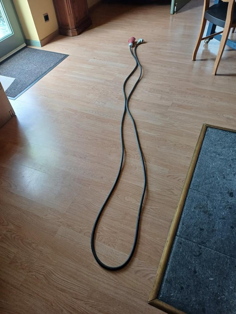 Allonge pour prise 380v, Bricolage & Construction, Électricité & Câbles, Enlèvement, Comme neuf