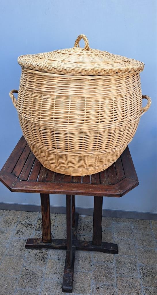 Panier en osier avec couvercle XXL, Maison & Meubles, Accessoires pour la Maison | Plataux & Paniers, Osier, Rond, Enlèvement