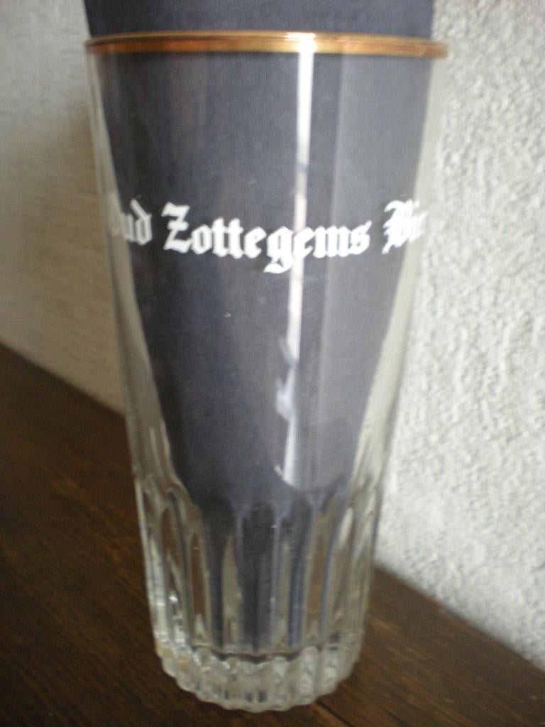 Oud Zottegems bier 33 cl, Verzamelen, Ophalen of Verzenden, Zo goed als nieuw, Glas of Glazen