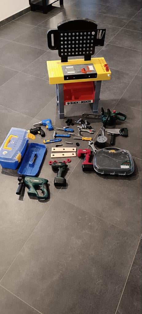 Werkbank met accessoires, Ophalen