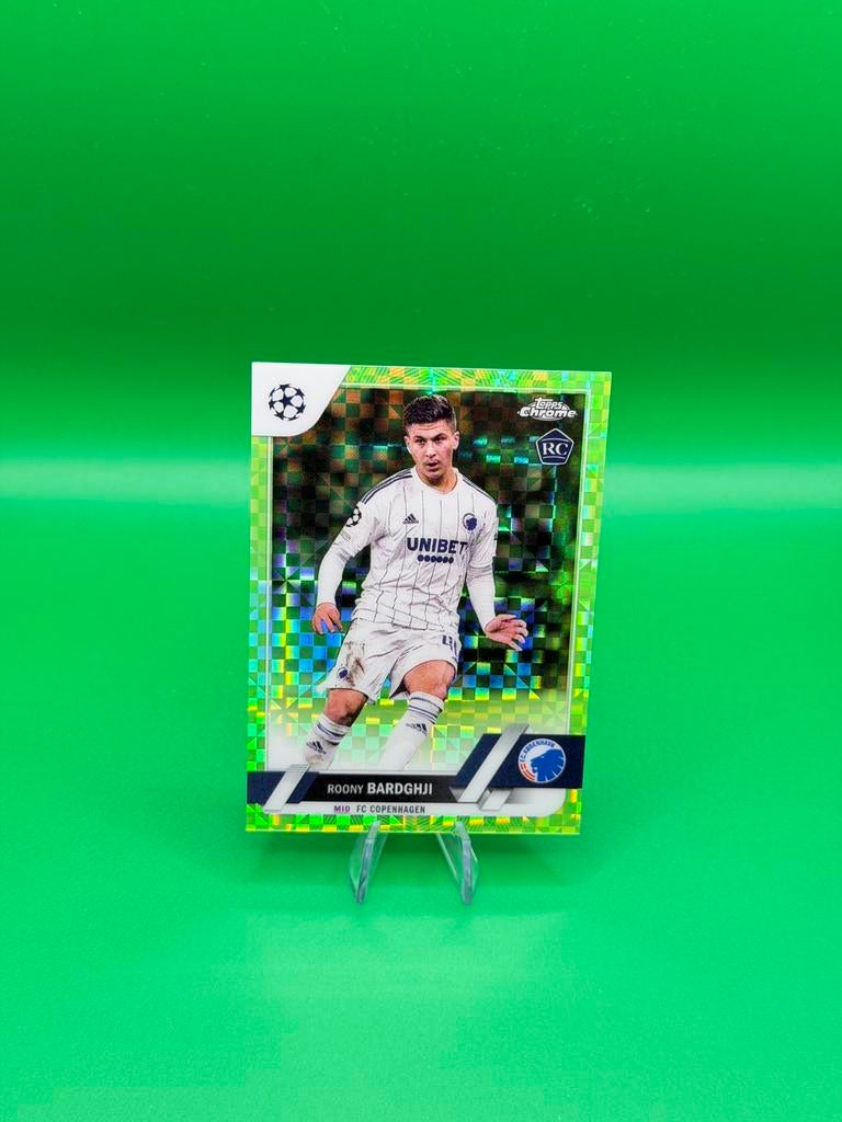 2022-23 Topps Chrome UCC Roony Bardghji Green X-Fractor /399, Enlèvement ou Envoi, Comme neuf