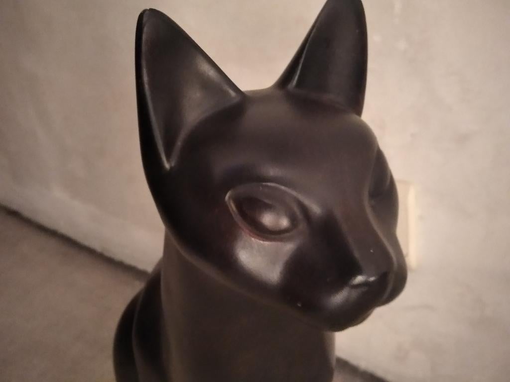 Kat - Egyptische stijl, Ophalen