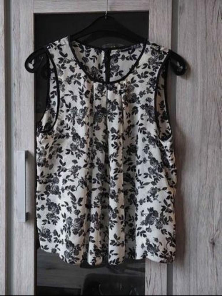 Blouse vaporeuse écrue fleurs noires atmosphère taille 42, Primark, Comme neuf, Enlèvement, Taille 42/44 (L)