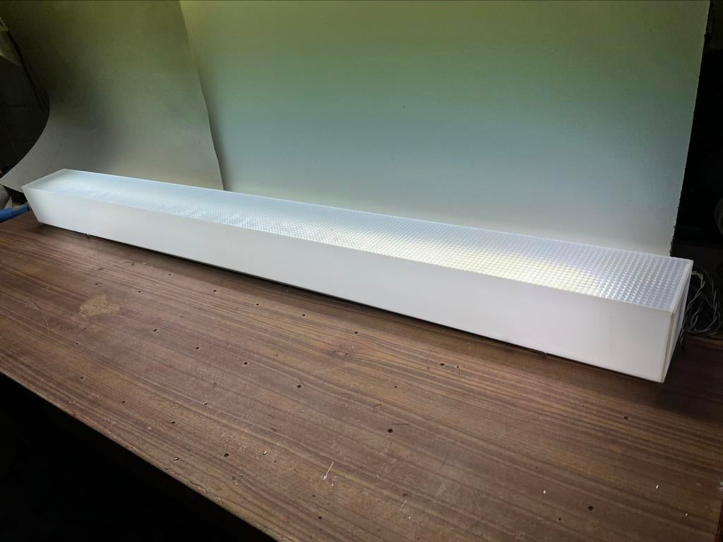 Luminaire néon, Enlèvement, Utilisé, Métal, Vinted