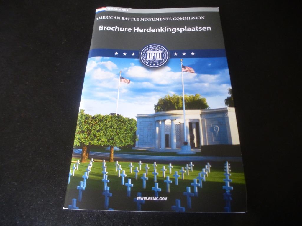 Brochure Amerikaanse Herdenkingsplaatsen  ABMC WO1 en WO2, Tweede Wereldoorlog, Ophalen of Verzenden, Zo goed als nieuw, Overige onderwerpen