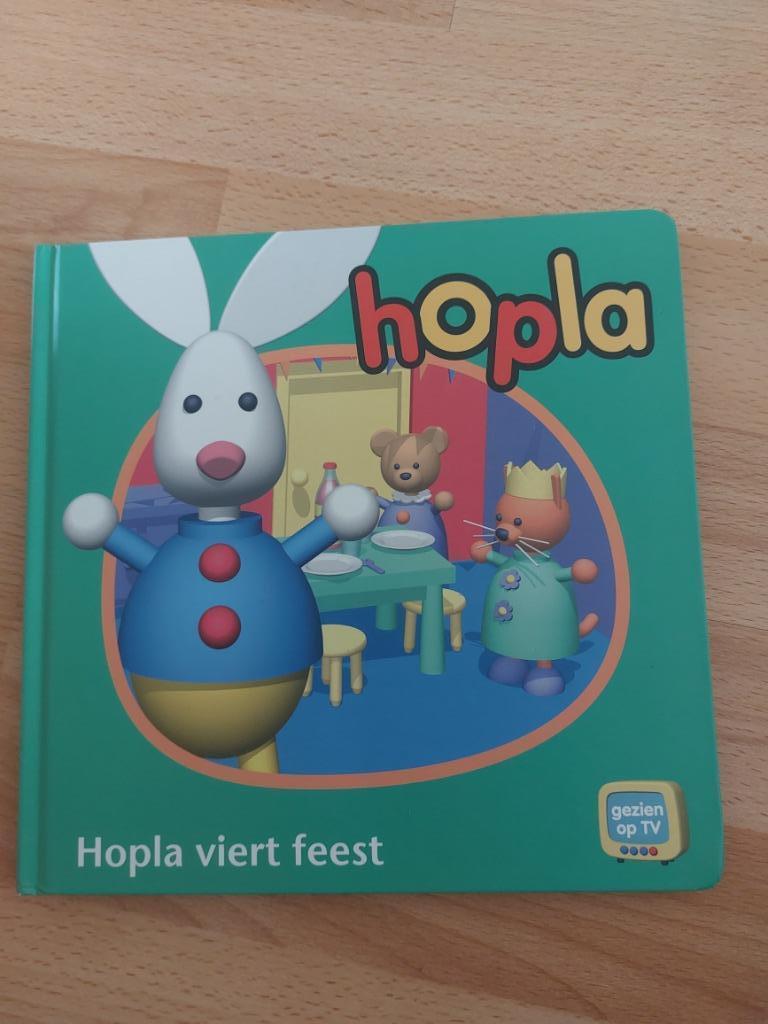 Hopla viert feest voorleesboek, Fictie algemeen, Jongen of Meisje, Ophalen of Verzenden, Zo goed als nieuw