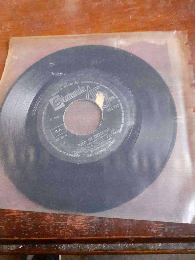 45T John Fred&his Playboy band : Judy in disguise, Enlèvement ou Envoi