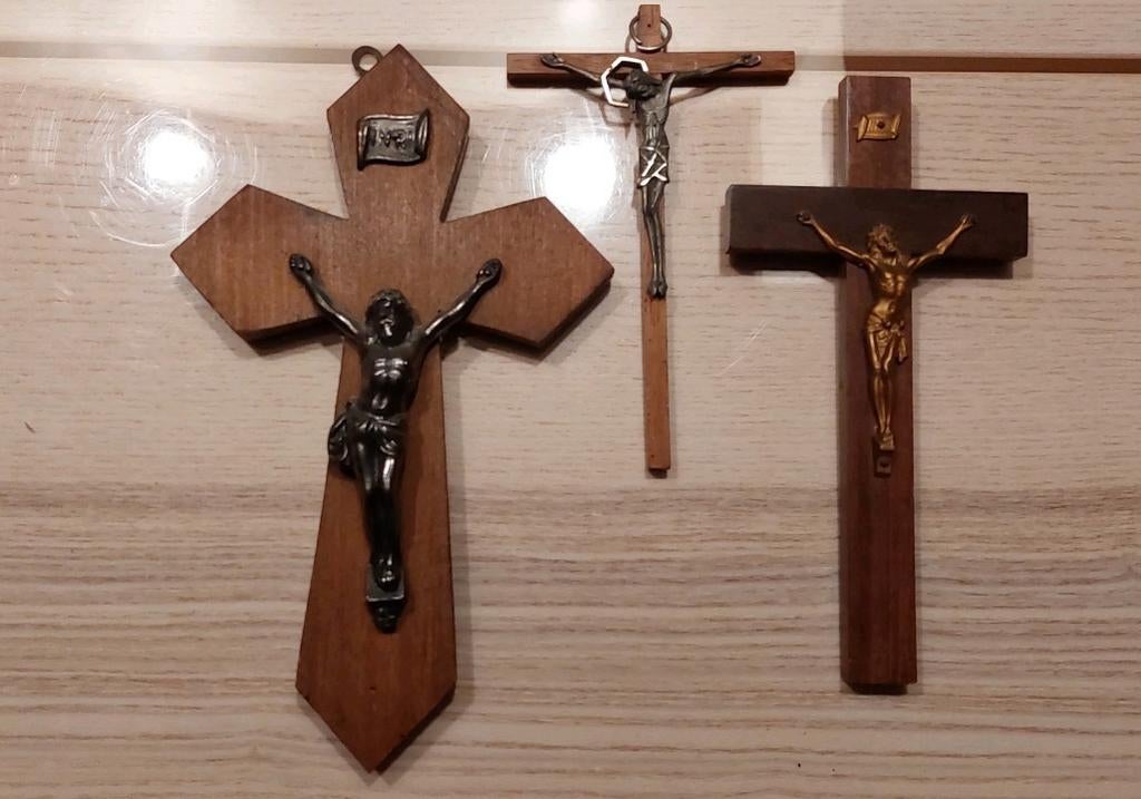 3 croix, Enlèvement ou Envoi, Utilisé, Christianisme | Catholique