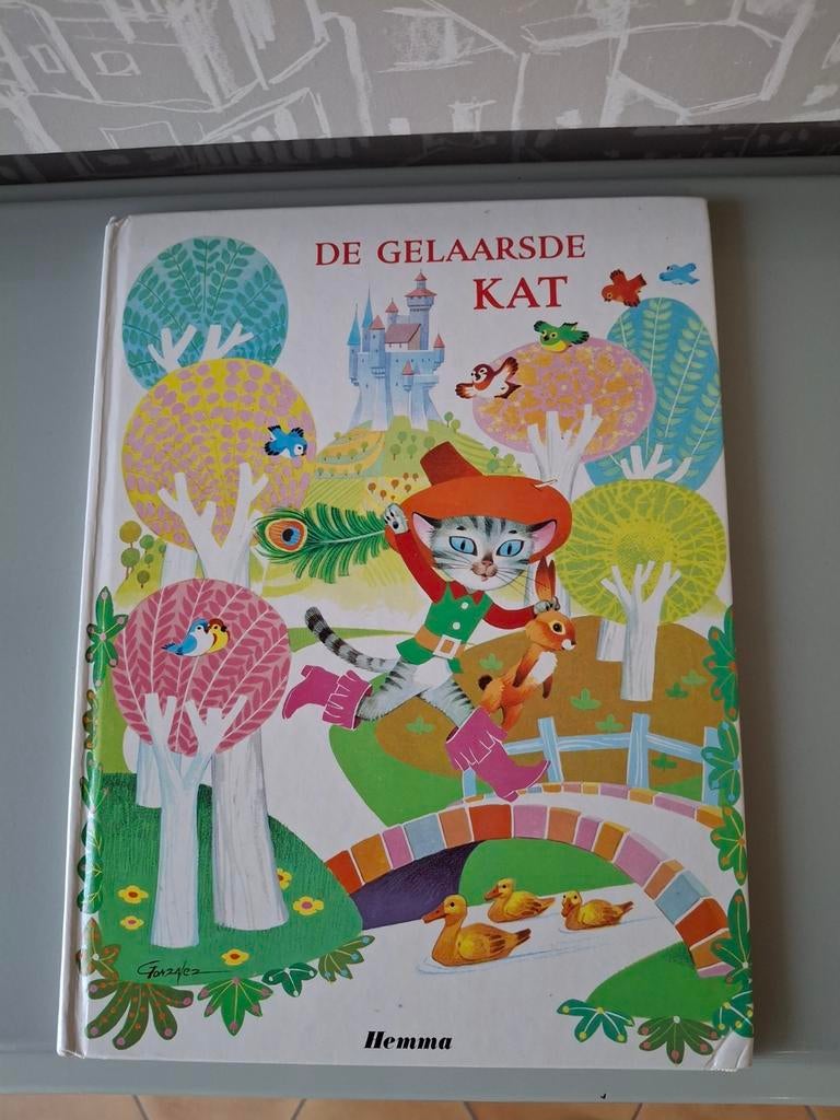Sprookje DE GELAARSDE KAT, Ophalen of Verzenden, Gelezen, Sprookjes