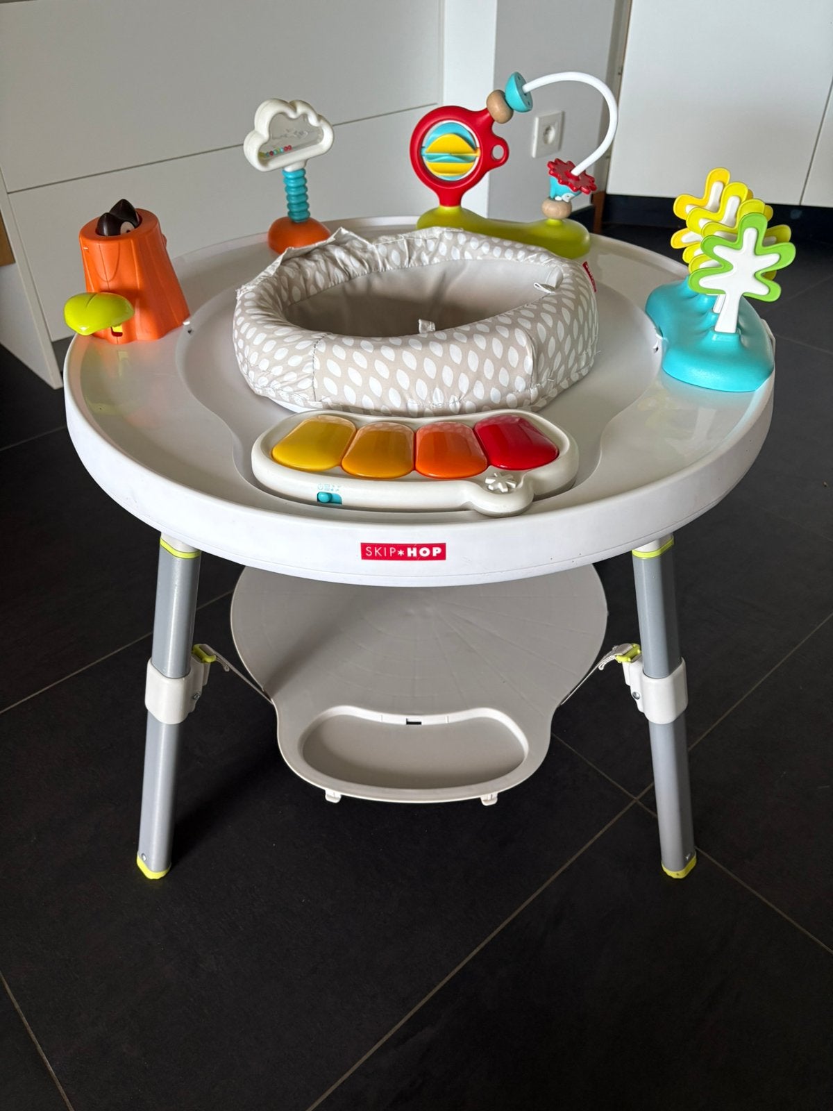 Speeltafel peuter Skip Hop, Kinderen en Baby's, Ophalen, Zo goed als nieuw