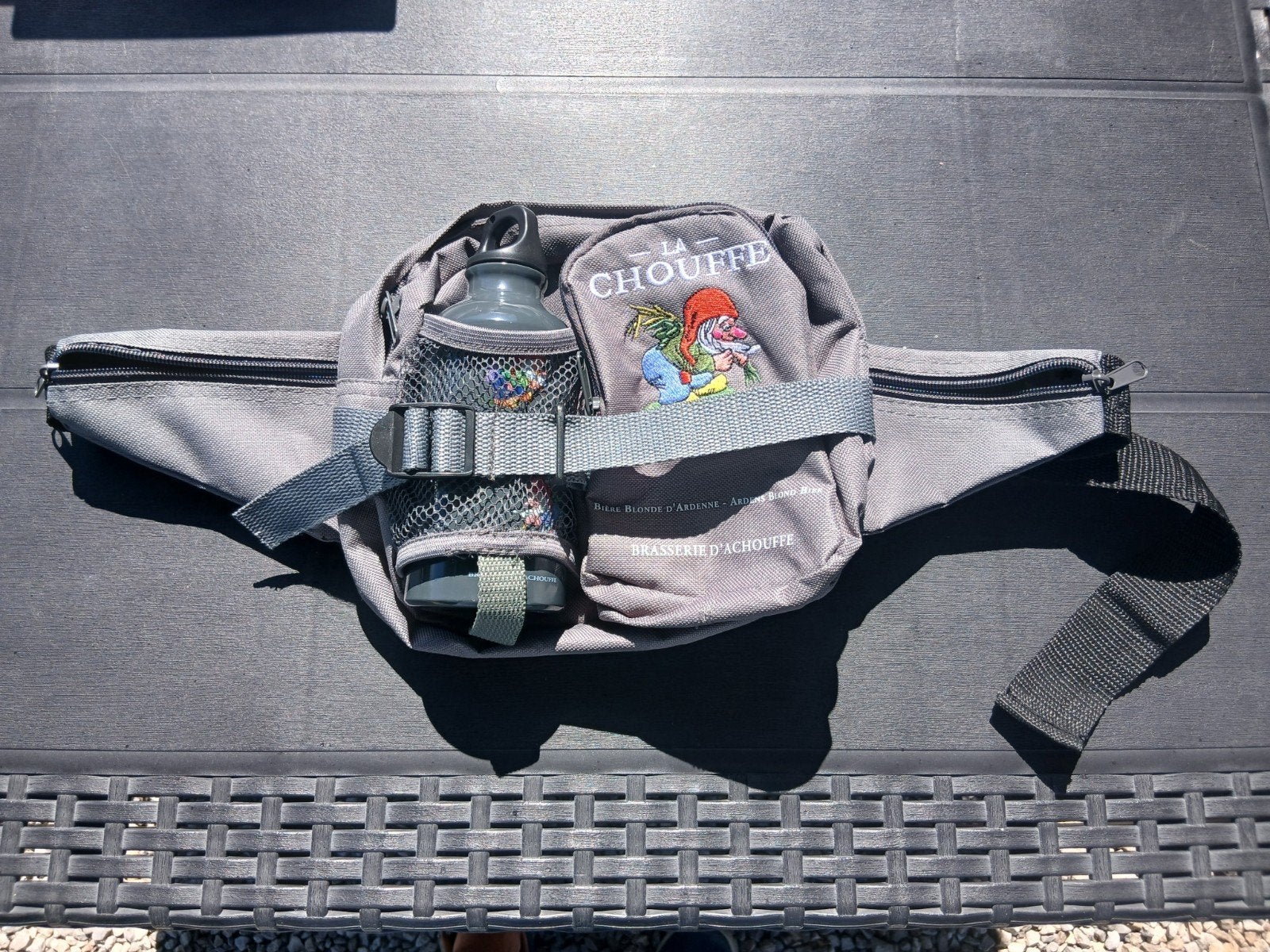sac de taille la chouffe + bouteille d'eau, Enlèvement ou Envoi