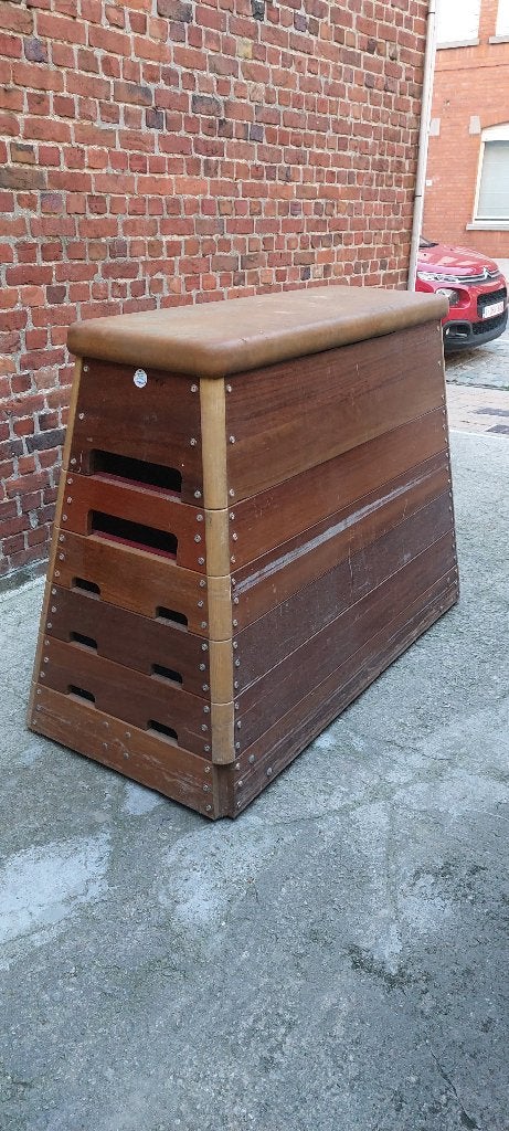 Plinthe/armoire de gymnastique, Enlèvement, Utilisé, Matériel