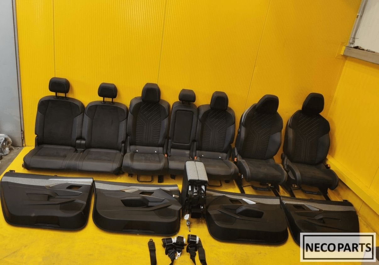 PEUGEOT 5008 III INTERIEUR SET STOELEN VERWARMD ORIGINEEL, Auto-onderdelen, Interieur en Bekleding, Peugeot, Gebruikt, Ophalen of Verzenden
