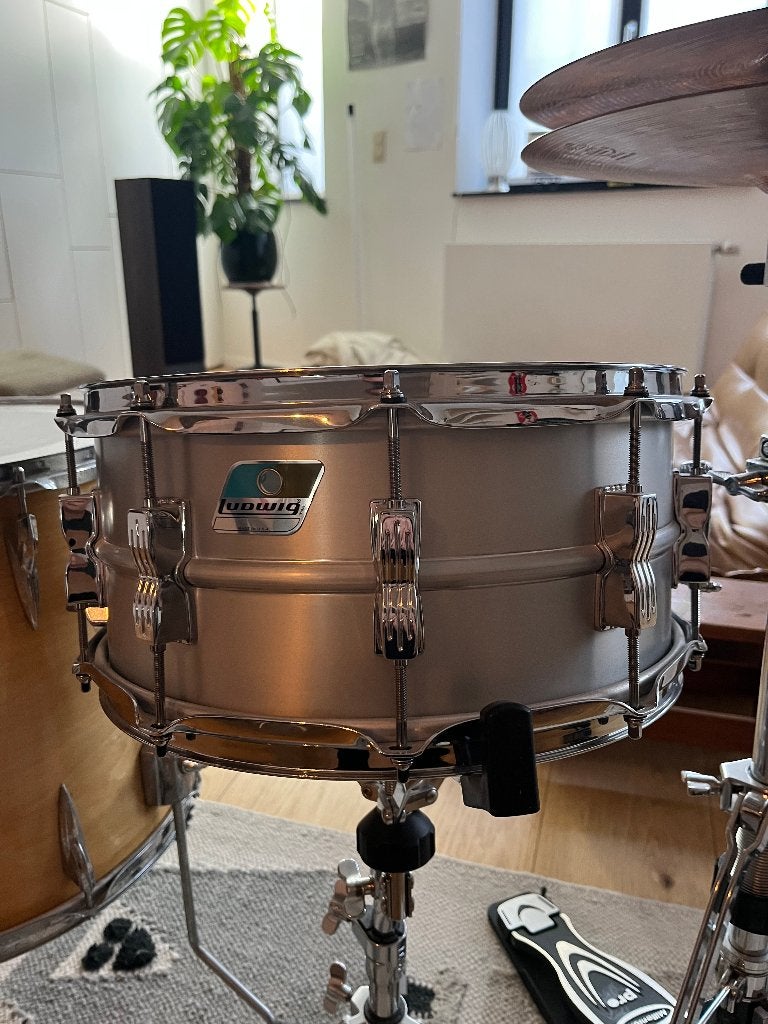 LUDWIG Caisse Claire 14 X 6,5'' CLASSIC ACROLITE, Musique & Instruments, Enlèvement, Comme neuf, Ludwig