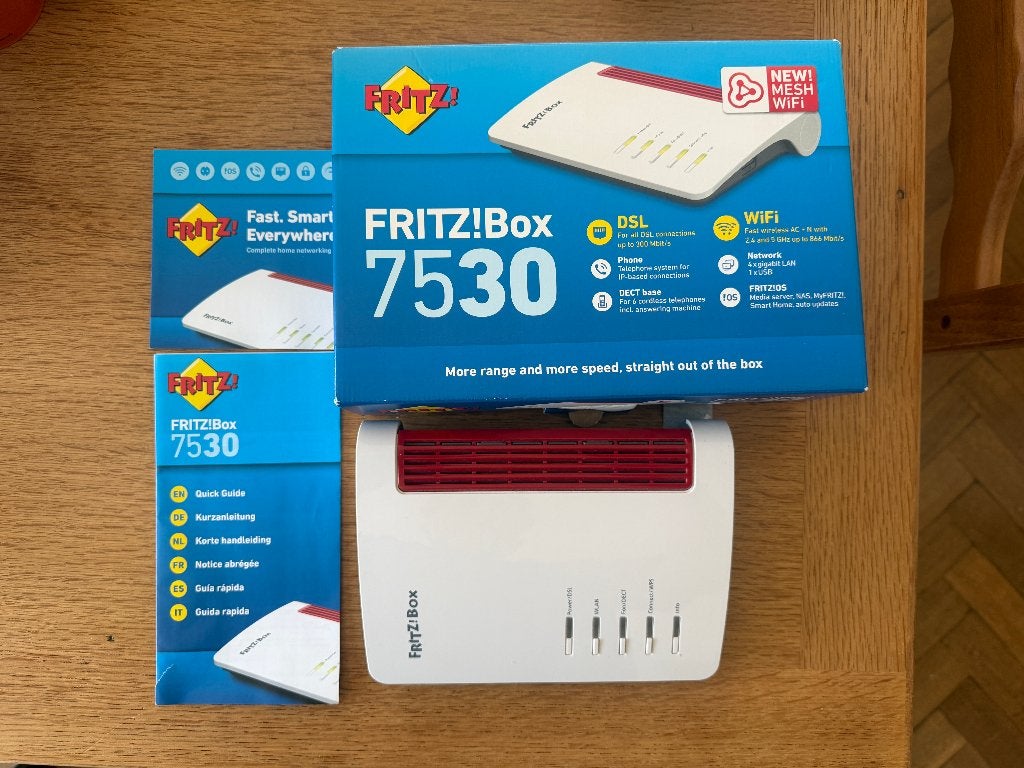 Fritz! Bijlage 7530, Ophalen of Verzenden, Zo goed als nieuw, Router met modem, AVM FRITZ!Box
