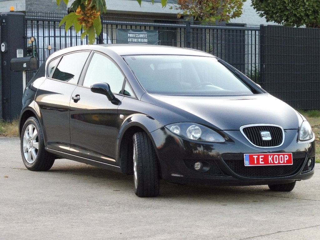 Seat Leon, 1.9TDI, 2009, Leder, parkeersensoren, ...., Autos, Seat, Cuir, Argent ou Gris, Achat, 135 g/km