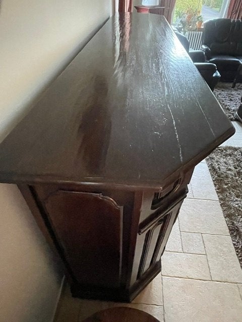 dressoir, Enlèvement