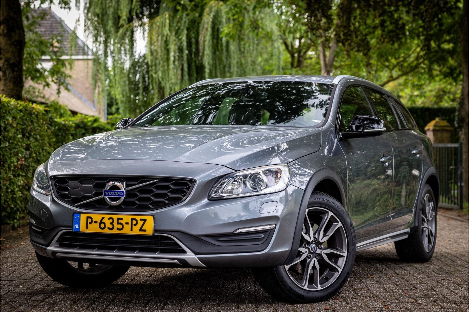 Volvo V60 Cross Country 2.0 T5 Summum BLIS Memory Sportstoel, Automaat, Zwart, Break, Navigatiesysteem