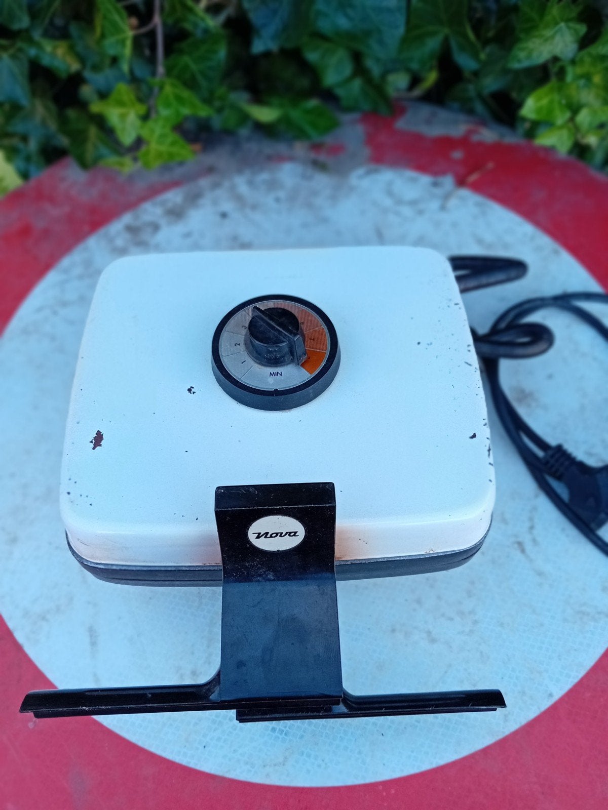 je vends deux gaufriers Nova avec thermostat et toutes les p, Enlèvement ou Envoi
