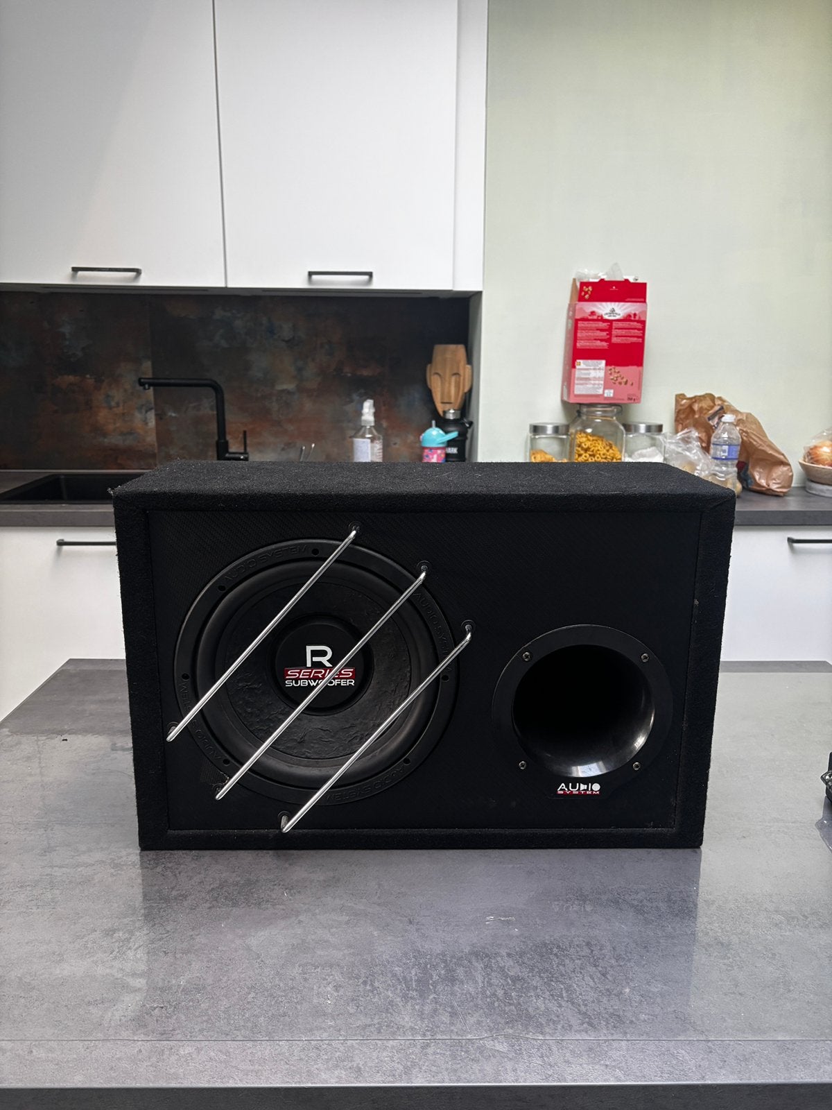 Caisson de basse Audio System 600W, Envoi, Utilisé