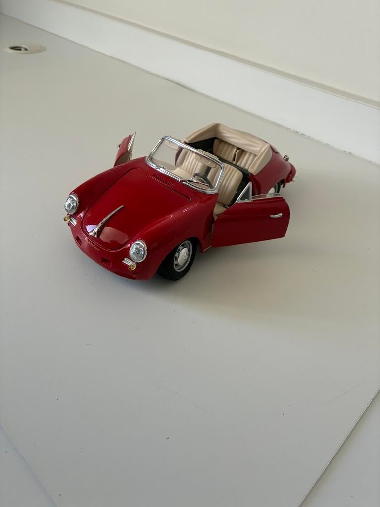Porsche 356B Cabriolet in schaal 1:18, Ophalen of Verzenden, Zo goed als nieuw