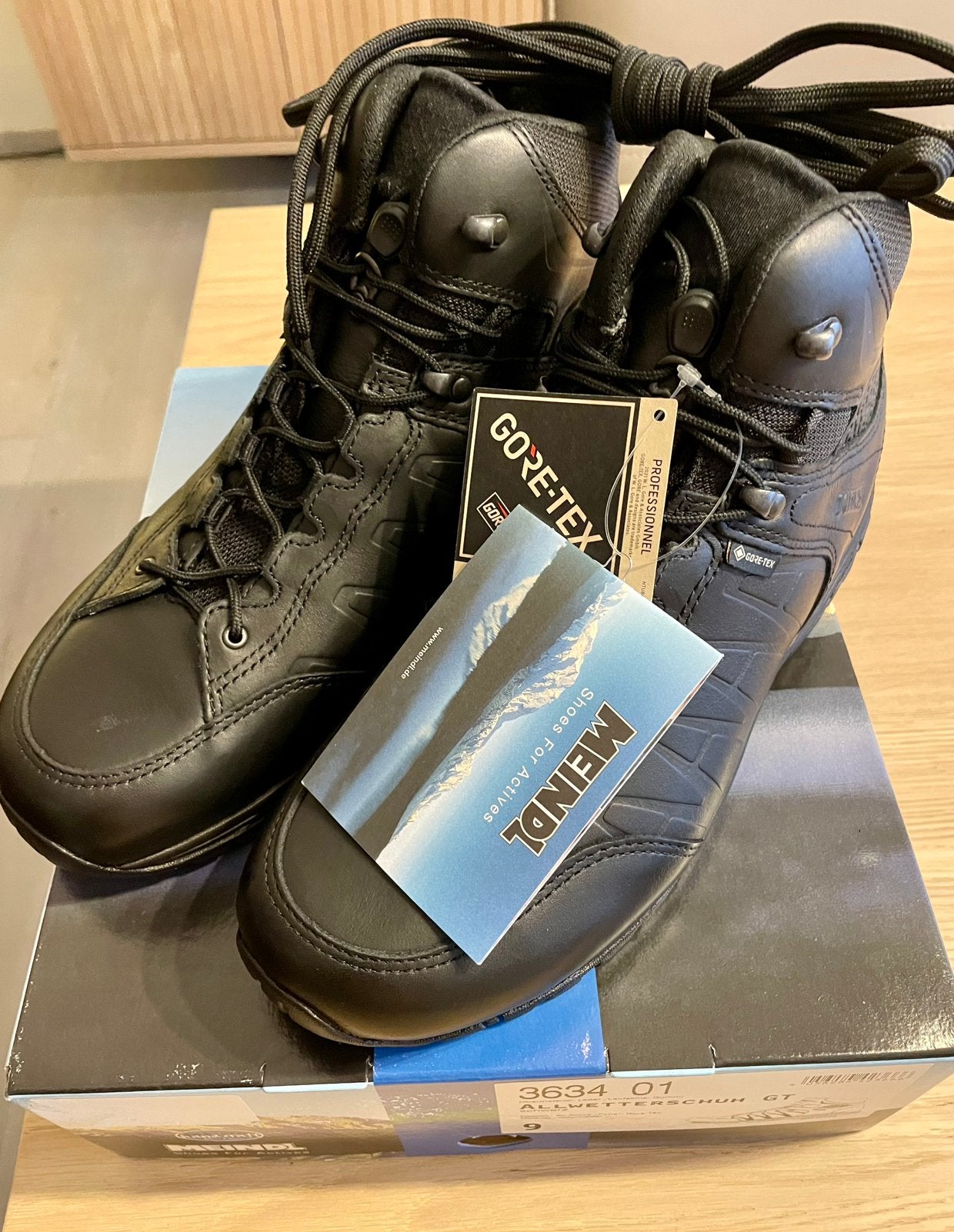 Bottes Meindl en cuir noir Nouveau, Enlèvement, Neuf, Chaussures
