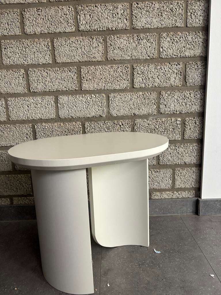 Bijzet tafel nieuw, Ophalen, Zo goed als nieuw
