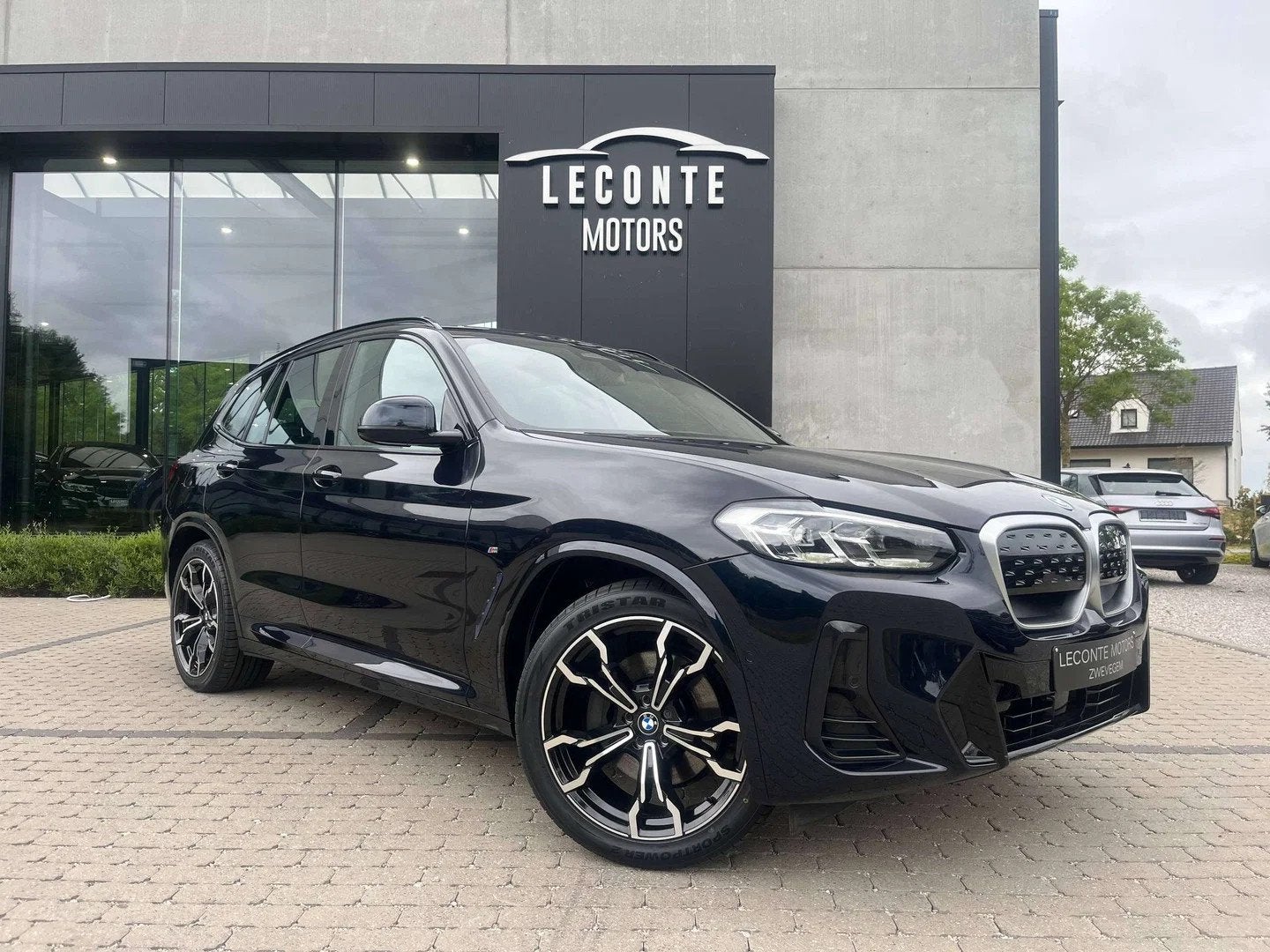 BMW iX3 iX3 80 kWh M-Sportpakket Panodak/Leder/BLIS/Camera/., Auto's, BMW, Automaat, Gebruikt, Blauw, Leder
