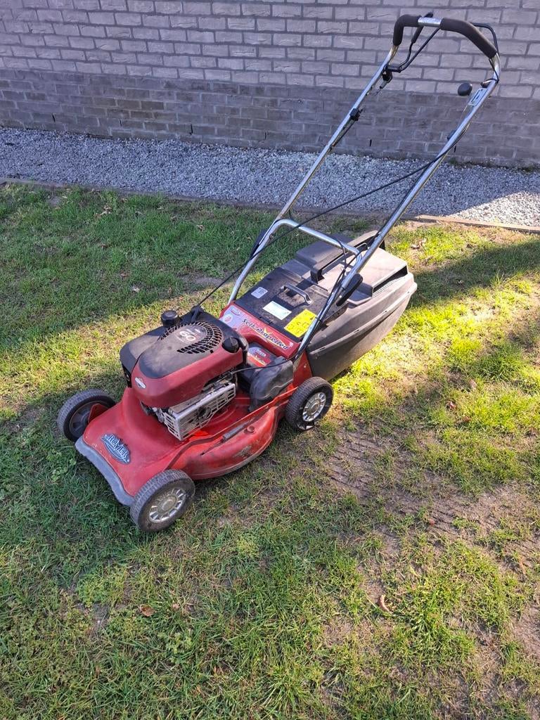 Rover benzine grasmaaier zelftrekker in goede staat, Tuin en Terras, Ophalen