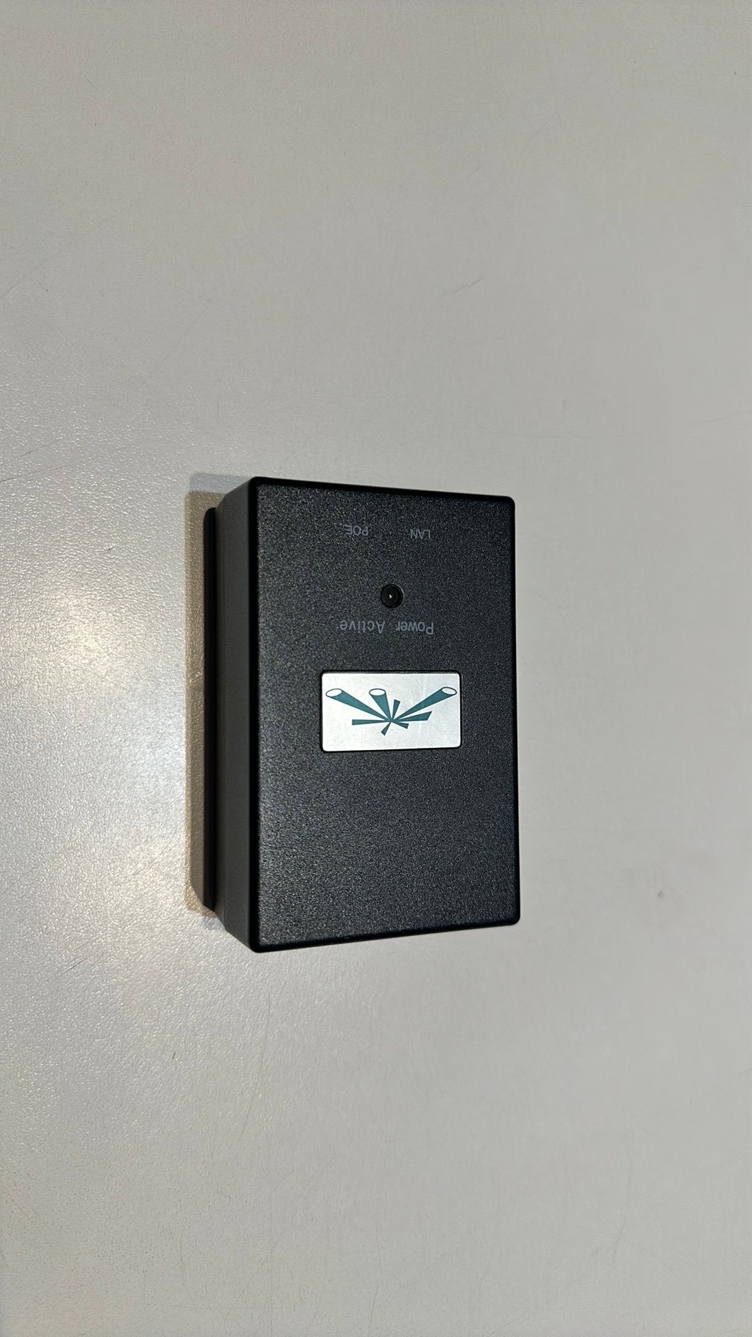 PoE Adapter 24v-1A, Informatique & Logiciels, Commutateurs réseau, Enlèvement, Utilisé