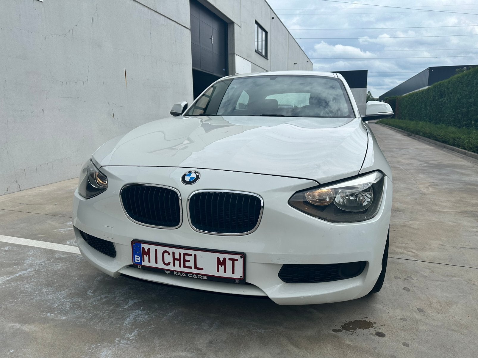 BMW 114i 1.6 Essence | Airco | Garantie 1 an !, Autos, Achat, 129 g/km, Entreprise, Boîte manuelle