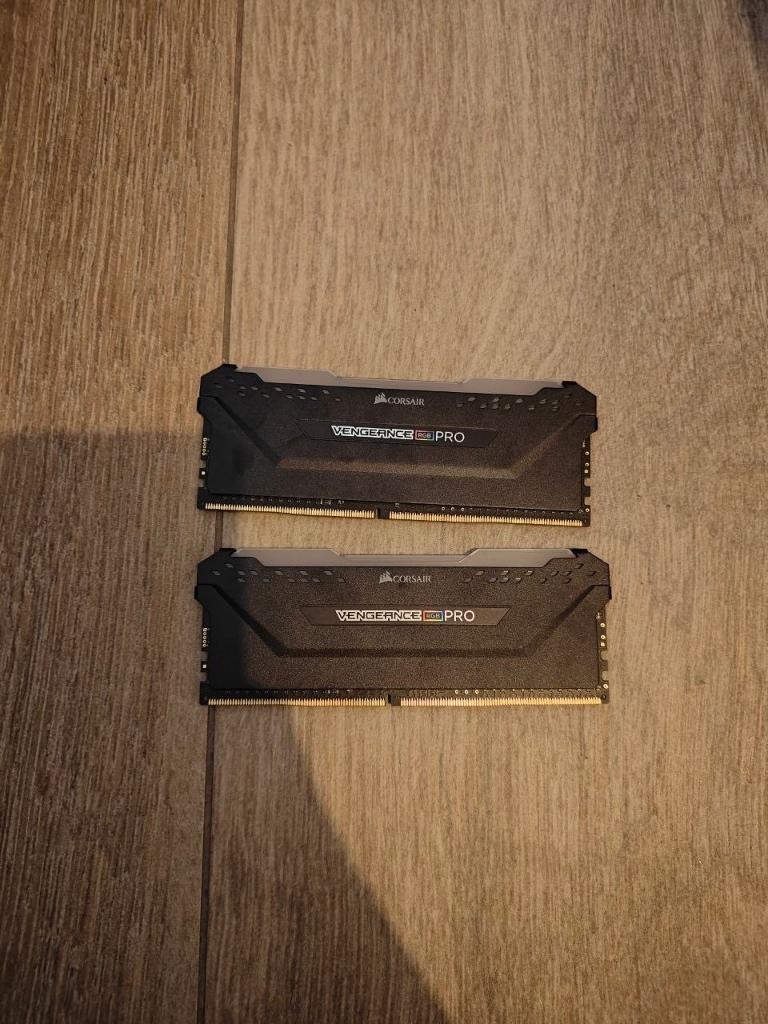 Corsair Vengeance rgb pro 16gb, Computers en Software, RAM geheugen, Ophalen of Verzenden, DDR4