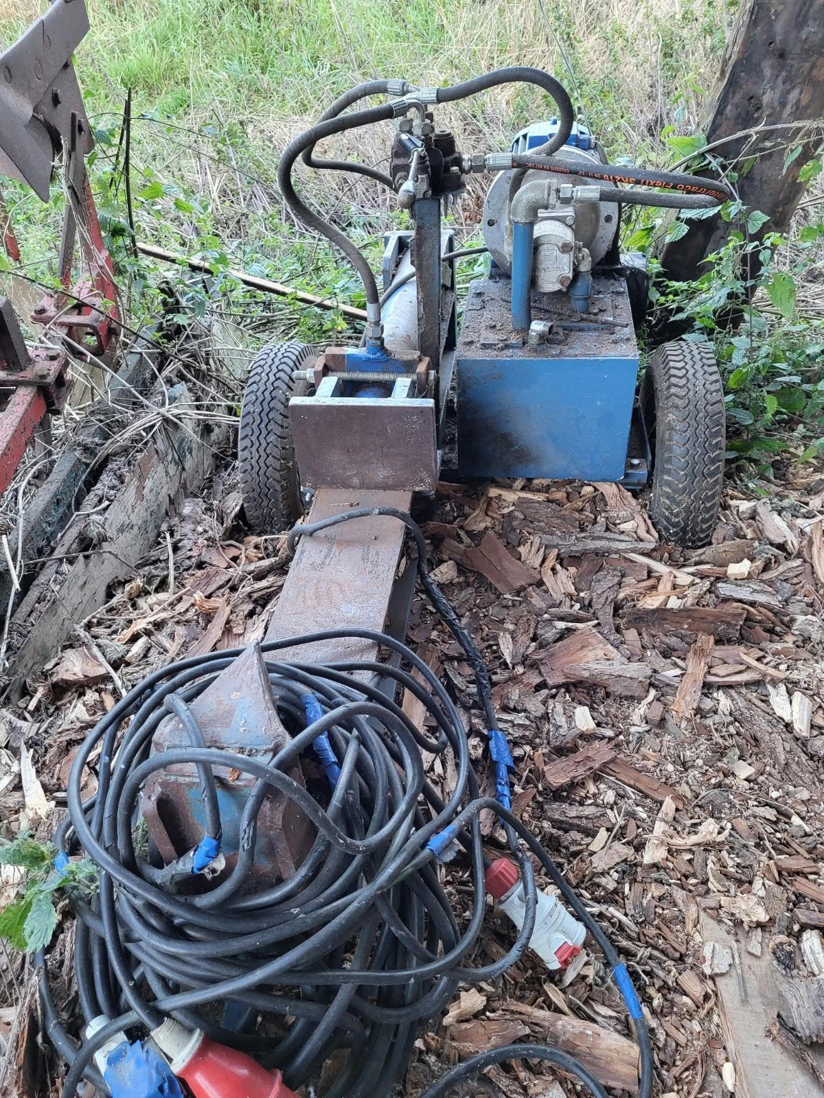 houtklover, Ophalen, Gebruikt, Elektrisch, Liggend