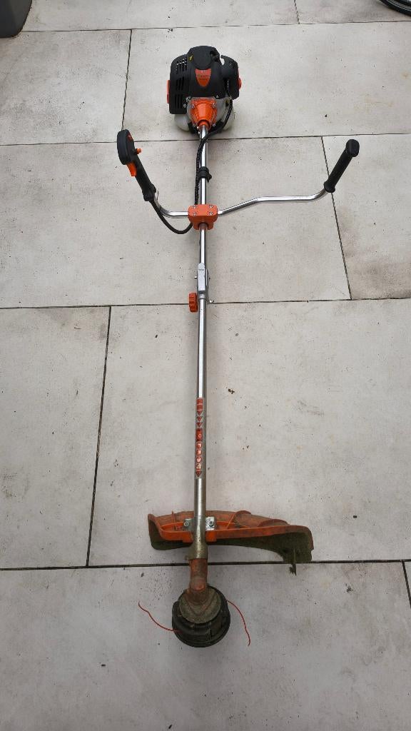 Bosmaaier 2 in 1 - Timberpro - Complete set, Tuin en Terras, Ophalen, Benzine, Timberpro, Zo goed als nieuw