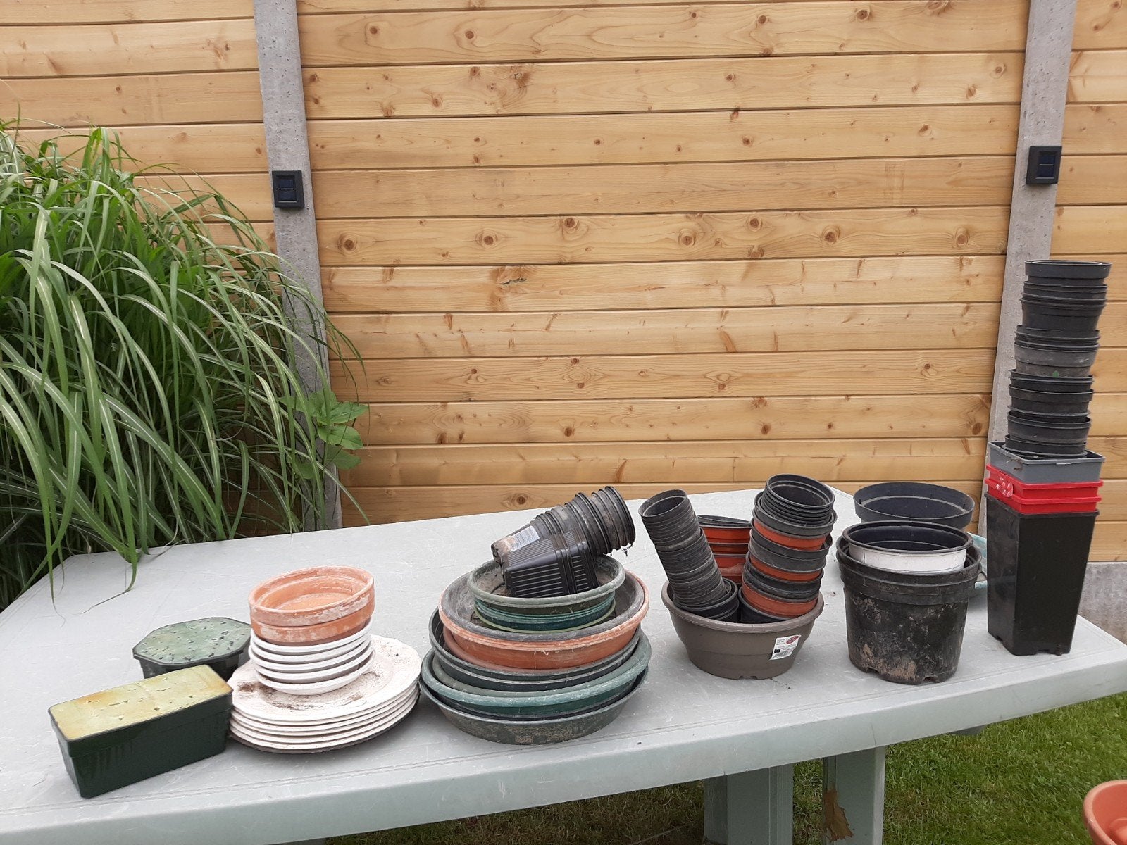 Kweekpotten, plantpotten, bloempotten, onderschalen..., Tuin en Terras, Ophalen