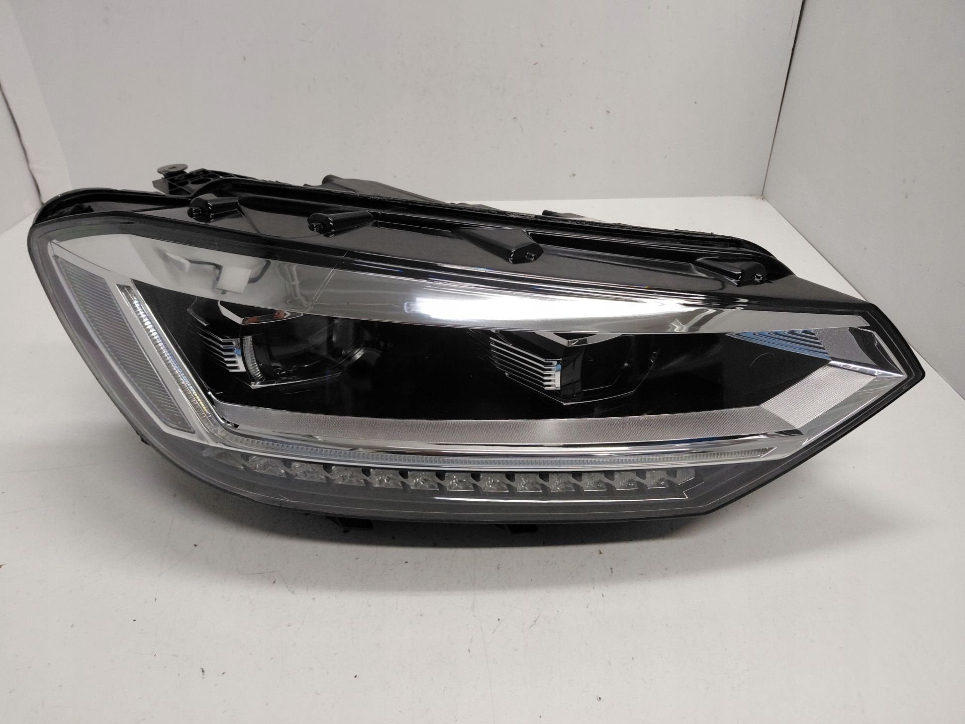 Phare VOLKSWAGEN Touran II 5TB941082A, Volkswagen, Volkswagen AG, Vw@volkswagen.de, Utilisé