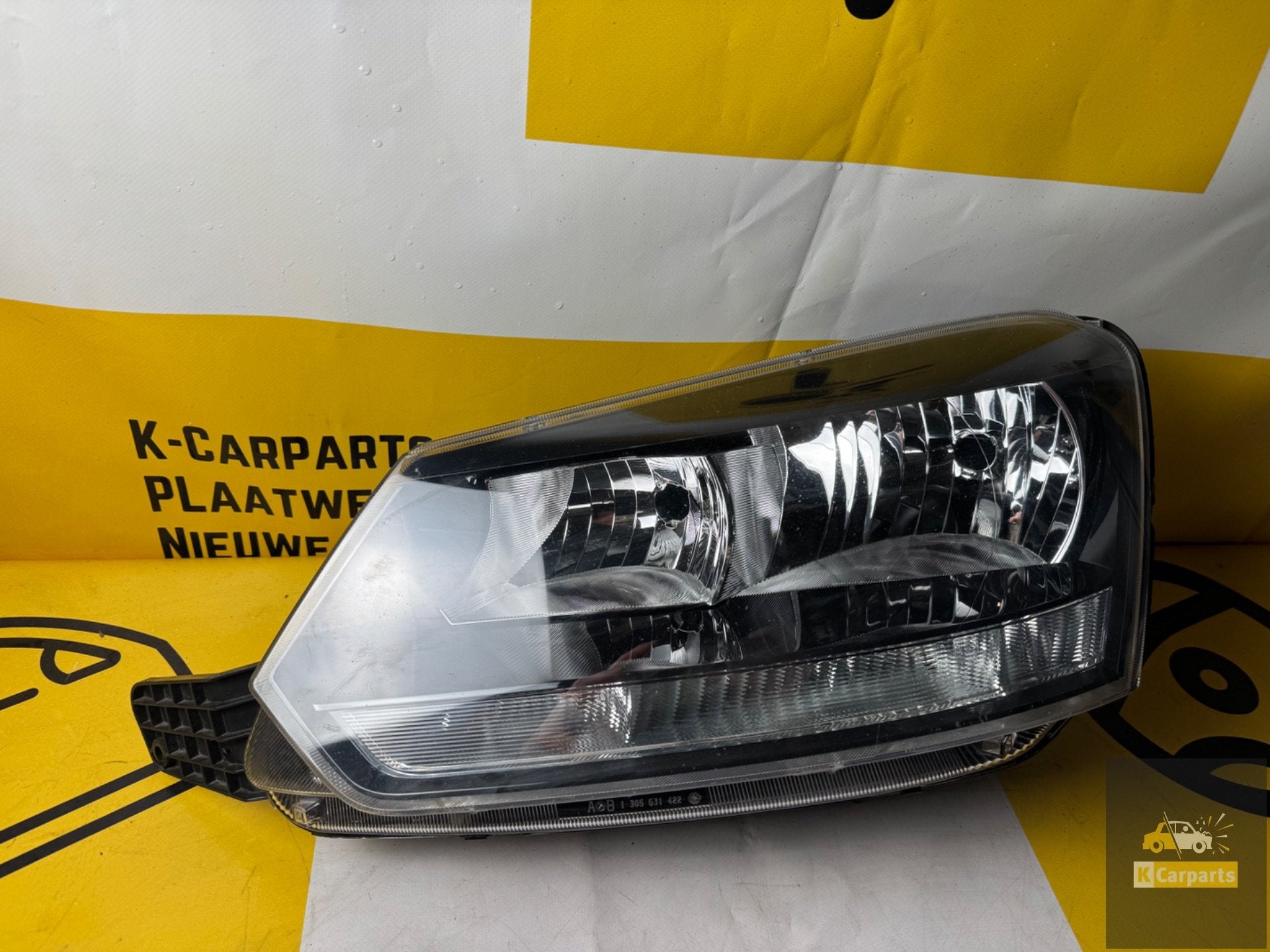Skoda Yeti Phare Gauche 5L1941015D13S Original, Info@fabrikant.eu, Fabrikant BV, Fabrikantstraat 1
1000 AA  Amsterdam, NL, Utilisé