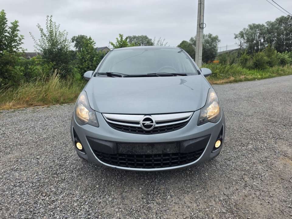 Opel corsa D prete a immatriculer garantie, Achat, Ordinateur de bord, Entreprise, Corsa