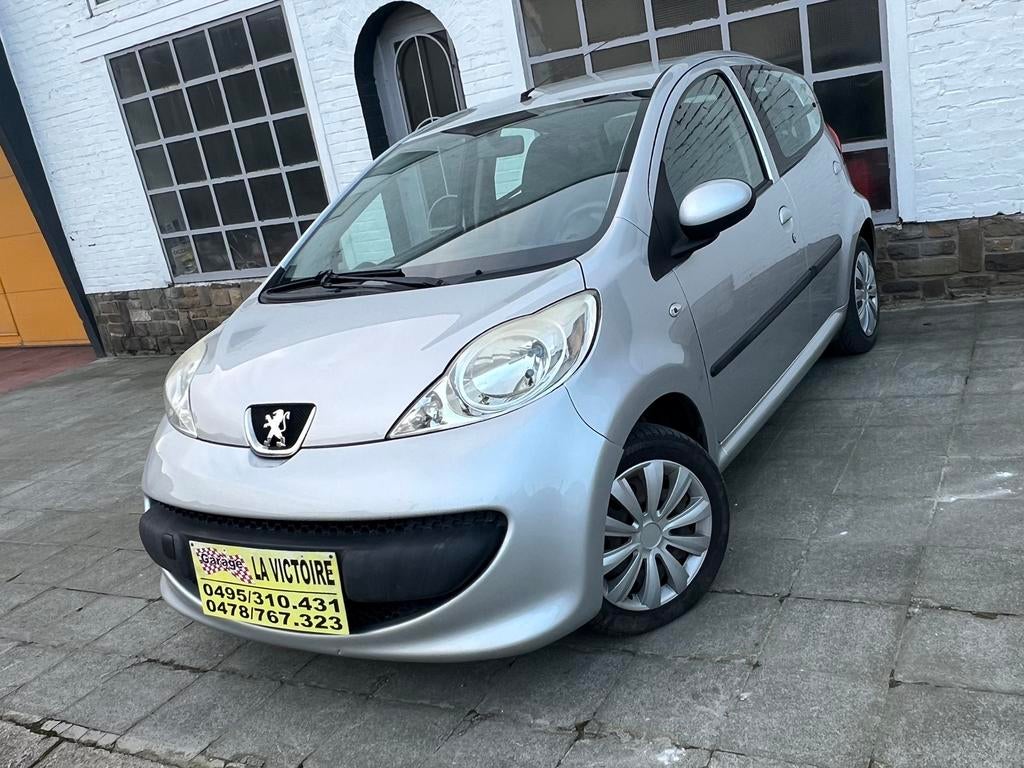 Peugeot 107 , 5 Portes 1.4 HDi 2007 année 40kw 0032478767323, Autos, Argent ou Gris, Achat, Entreprise, Boîte manuelle