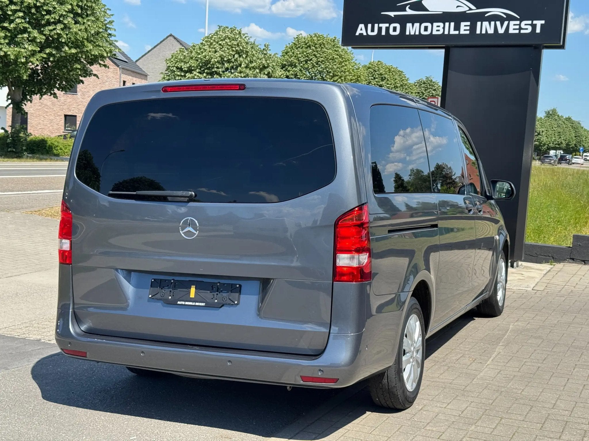 Mercedes-Benz Vito 2.1 AUTOMATIC CEREMONIE-/LIJKWAGEN 0483/4, 4 cilinders, 136 pk, Leder, Bedrijf