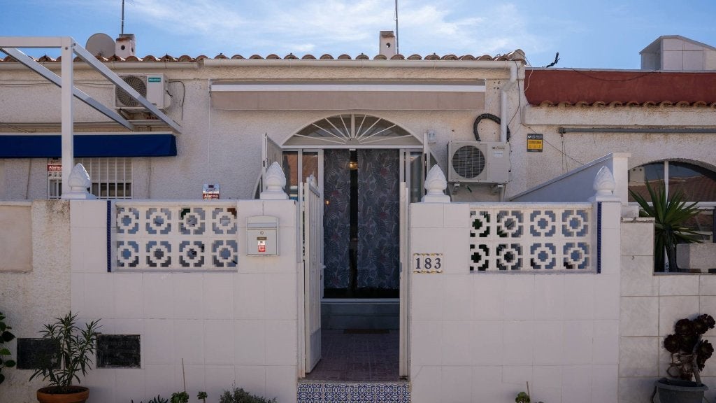 Maison à Torrevieja - Alicante Espagne, Immo, 40 m², Espagne costa blanca, 1 pièces, Jusqu'à 200 m²