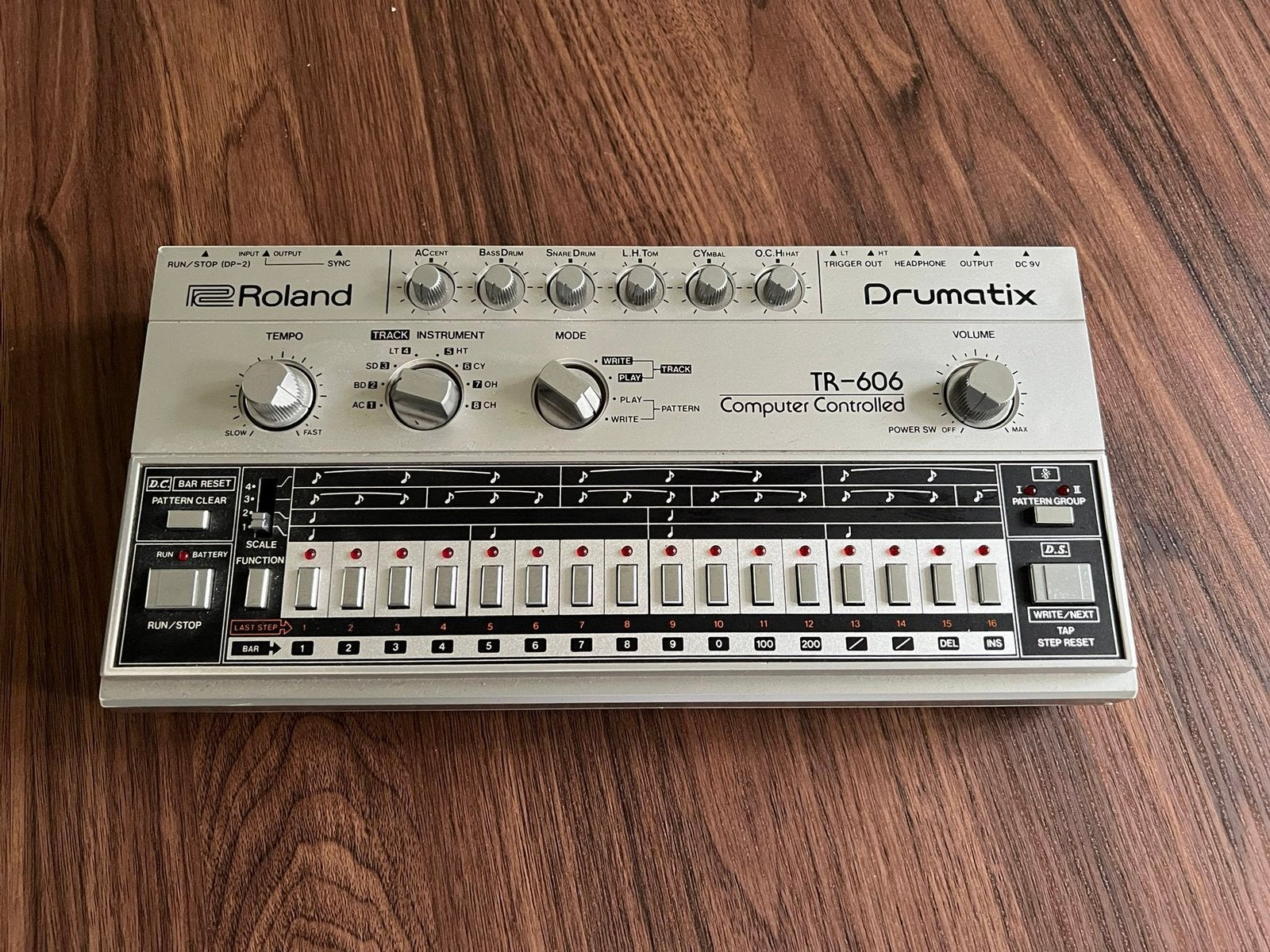 Roland TR-606 Drumatix, Muziek en Instrumenten, Drumcomputers, Ophalen, Zo goed als nieuw, Roland