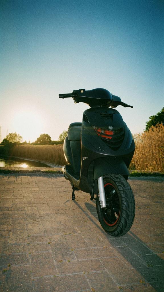 Zip 50cc b klasse, Vélos & Vélomoteurs, Scooters | Piaggio, Comme neuf, Zip, Enlèvement