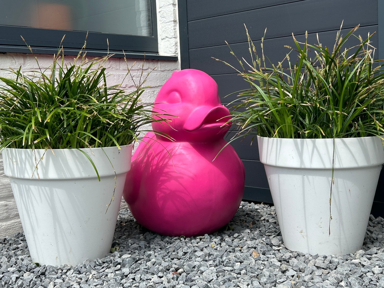 2x witte Ellho bloempotten met grasplanten, Ophalen, Kunststof, 40 cm of meer, Rond